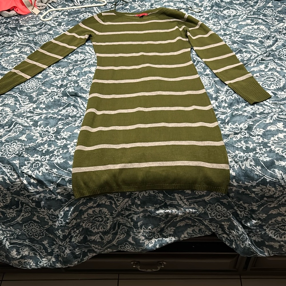 Green liv dress